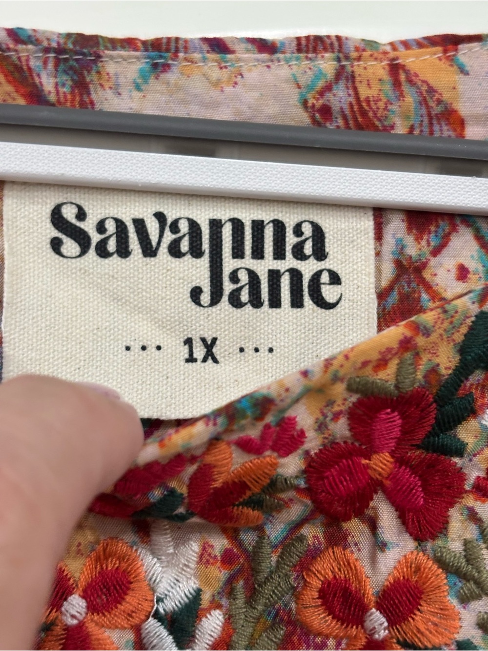 Savanna Jane Red & Cream Floral Embroidered Flutter Sleeve Blouse - Picture 4 of 5